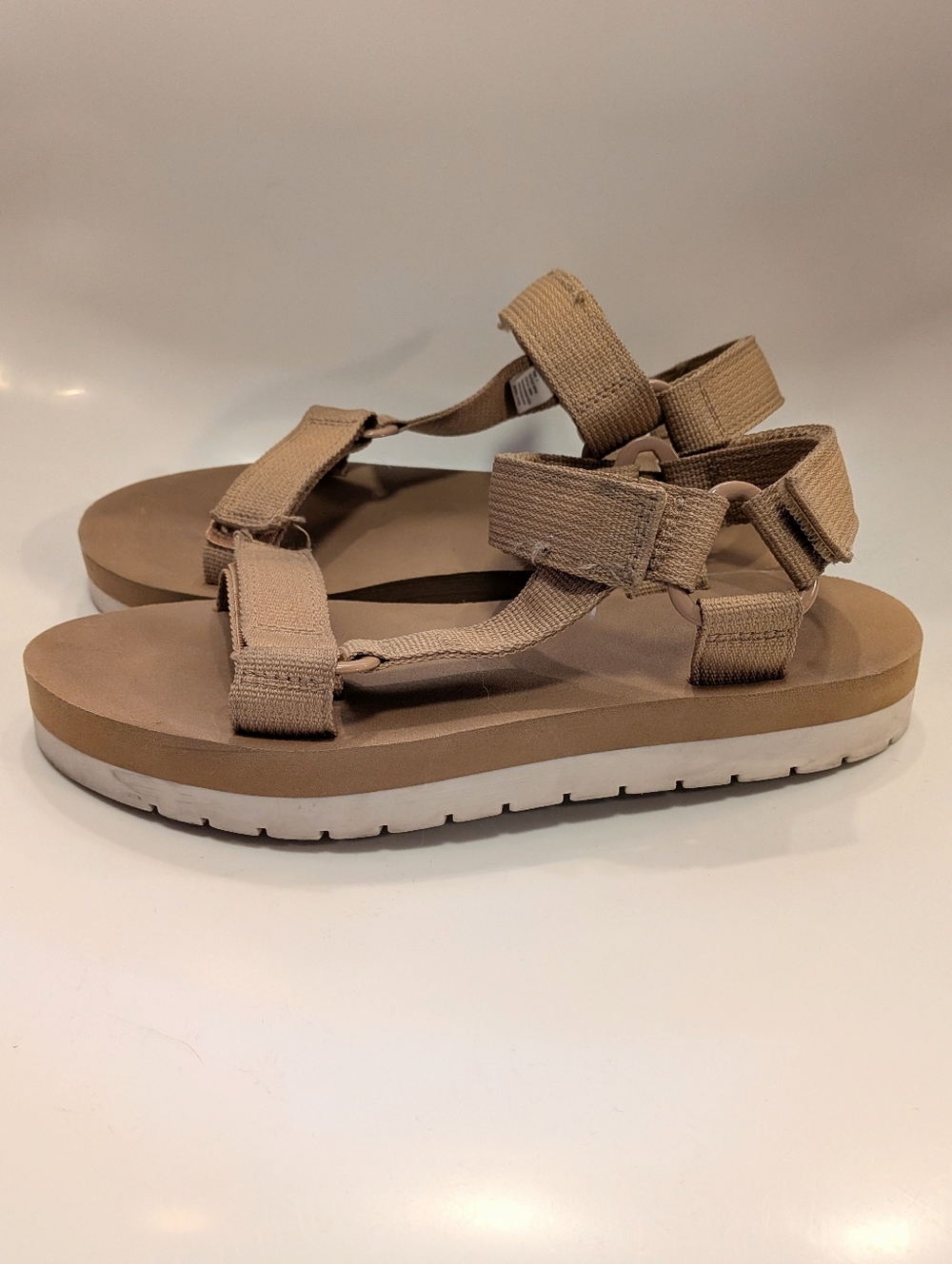 Universal Thread Neutral Brown Adjustable Strap Sandals